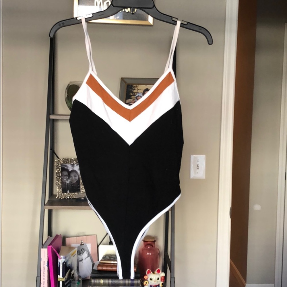 Forever 21 Body Suit Tri-Color Arrow Strappless